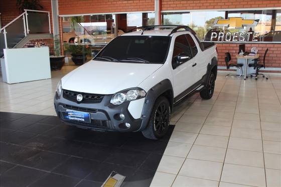 FIAT STRADA 1.8 MPI ADVENTURE CE 16V FLEX 2P MANUAL